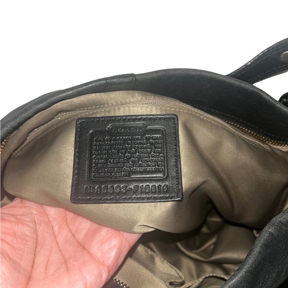 Coach Carly EUC Black Leather Shoulder Bag - Picture 13 of 13